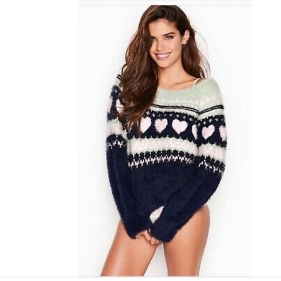 Victoria's Secret Sweaters - NWT VICTORIA SECRET SOFT PLUSH SWEATER Size LG
